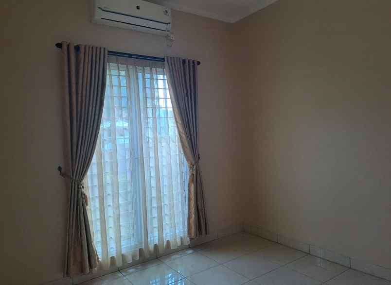 dijual rumah jelupang