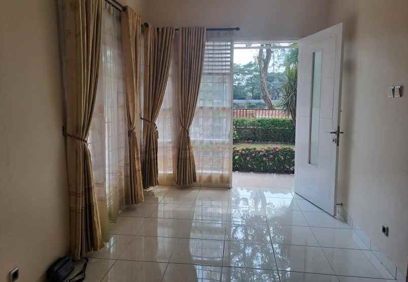 dijual rumah jelupang