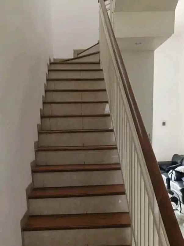 dijual rumah ji barata jaya baratajaya