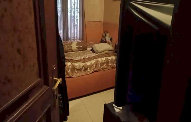 dijual rumah jl banjarsari antapani