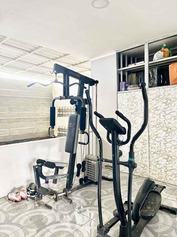 dijual rumah jl buah batu