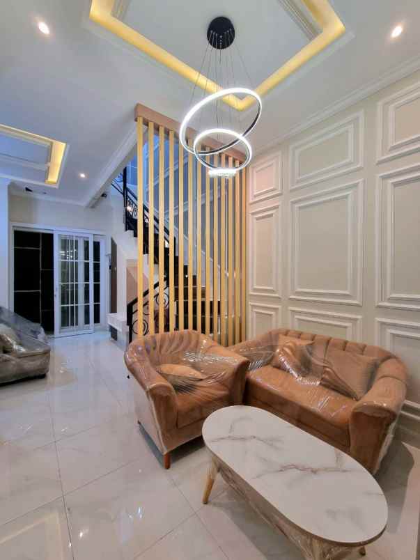 dijual rumah jl jagakarsa jakarta selatan