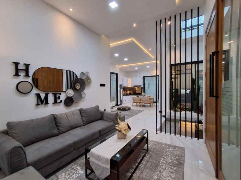 dijual rumah jl kaliurang km 12 ngaglik