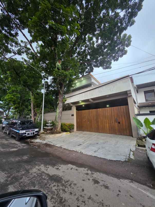 dijual rumah jl kancra bubat bandung