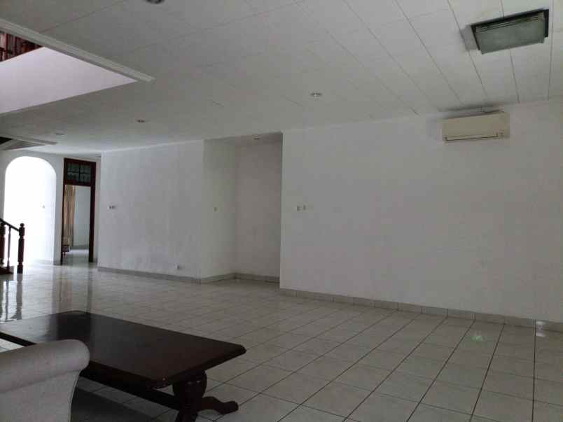 dijual rumah jl karang asem tengah