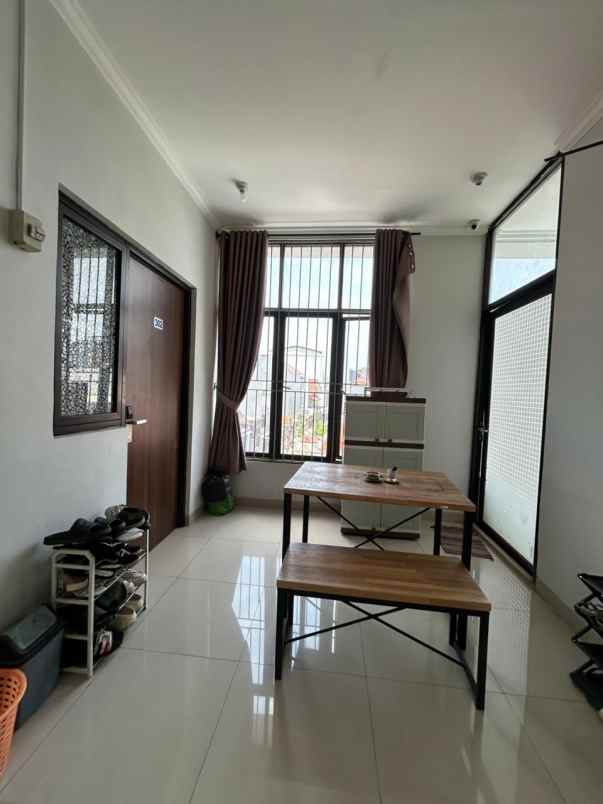 dijual rumah jl kartini sawah besar