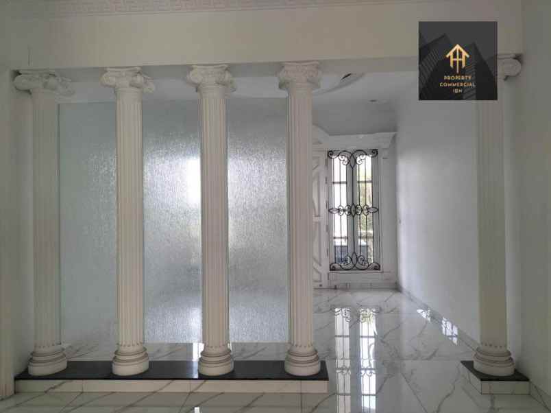 dijual rumah jl komplek batununggal indah