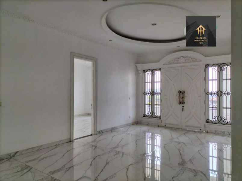 dijual rumah jl komplek batununggal indah