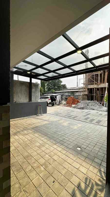 dijual rumah jl kunir no 168 01 rw 05