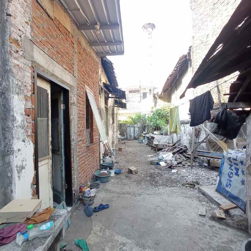 dijual rumah jl maspati surabaya