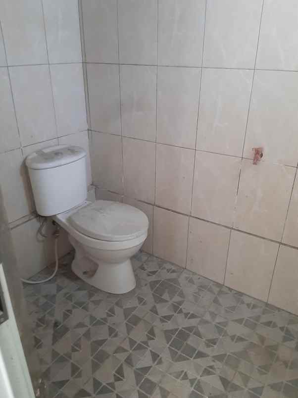 dijual rumah jl melati raya ujungberung