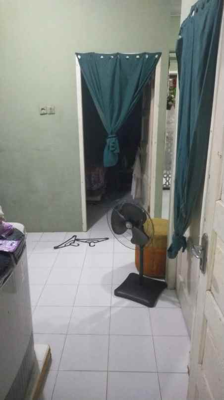 dijual rumah jl muhajirin