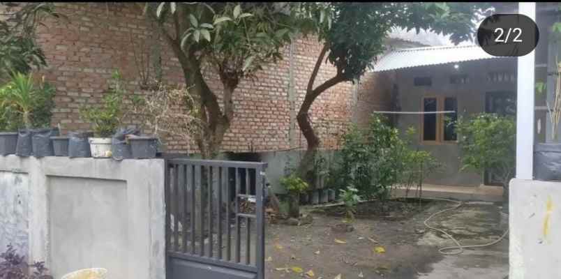 dijual rumah jl muhajirin