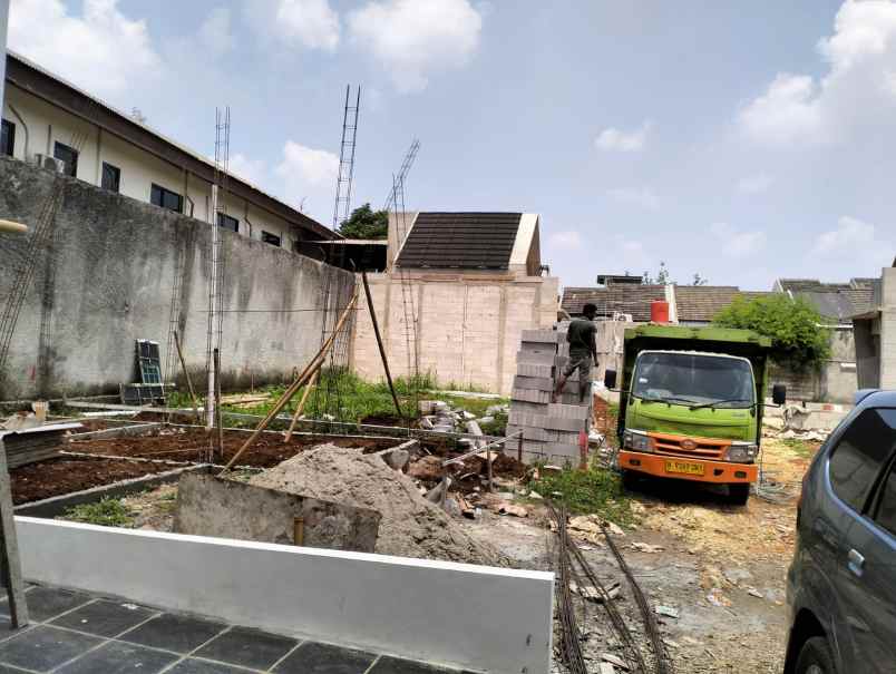 dijual rumah jl pabuaran jatirangon