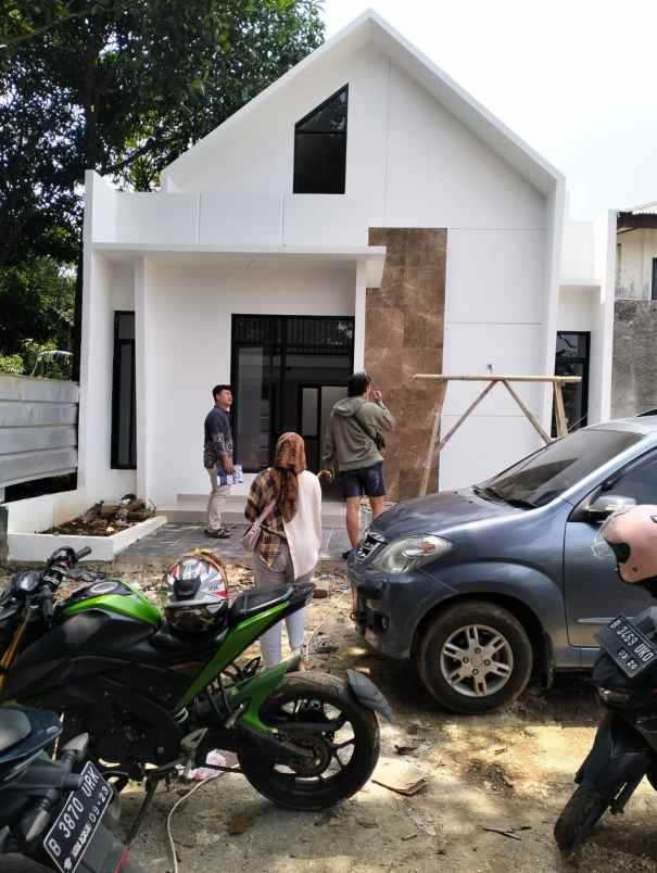 dijual rumah jl pabuaran jatirangon