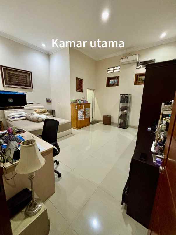 dijual rumah jl pramuka cimandala