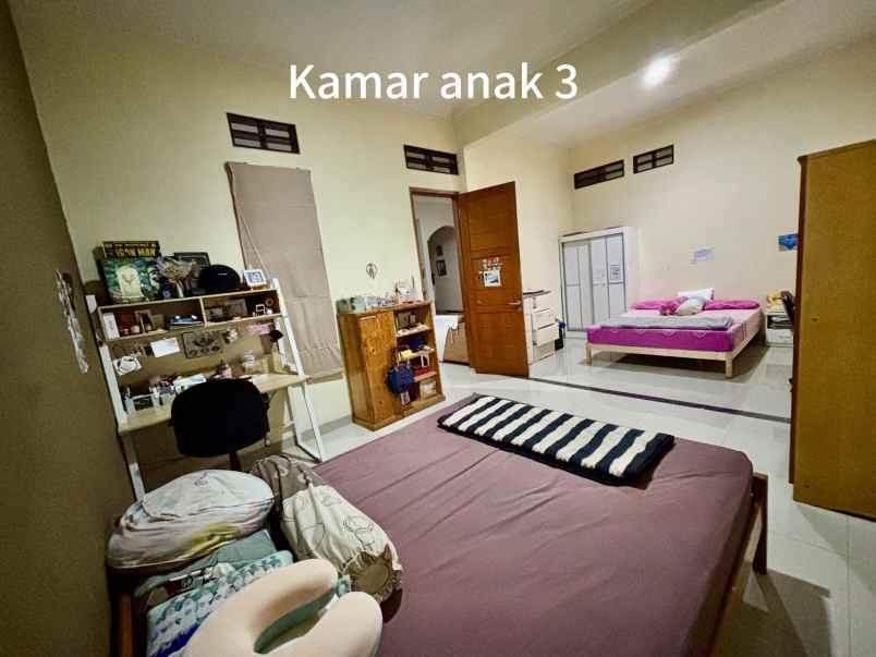dijual rumah jl pramuka cimandala