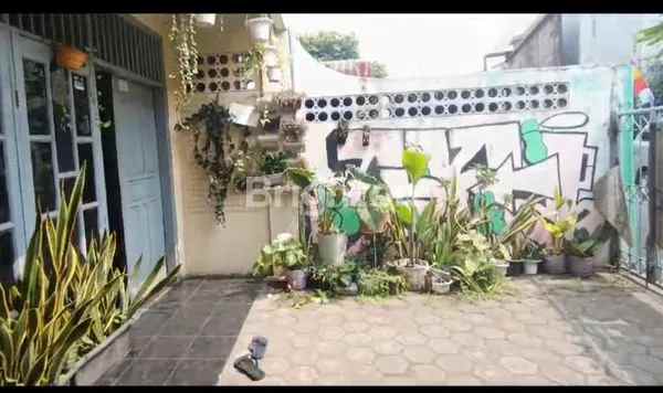 dijual rumah jl raya condet batu ampar