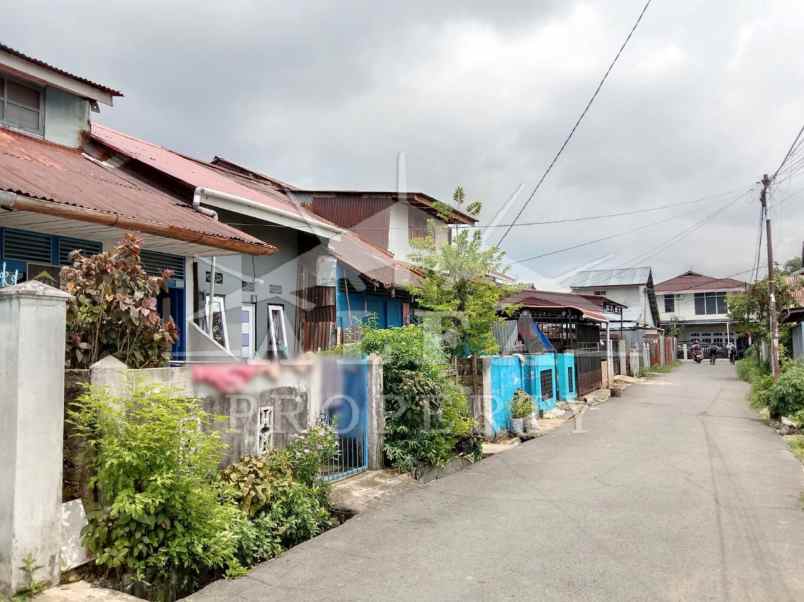 dijual rumah jl tani makmur gg sambas