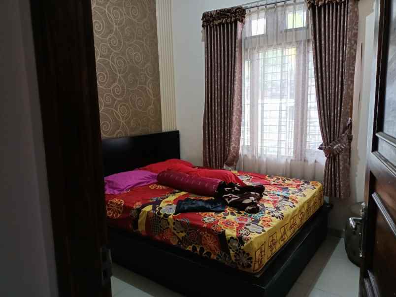 dijual rumah jl terusan pembangunan