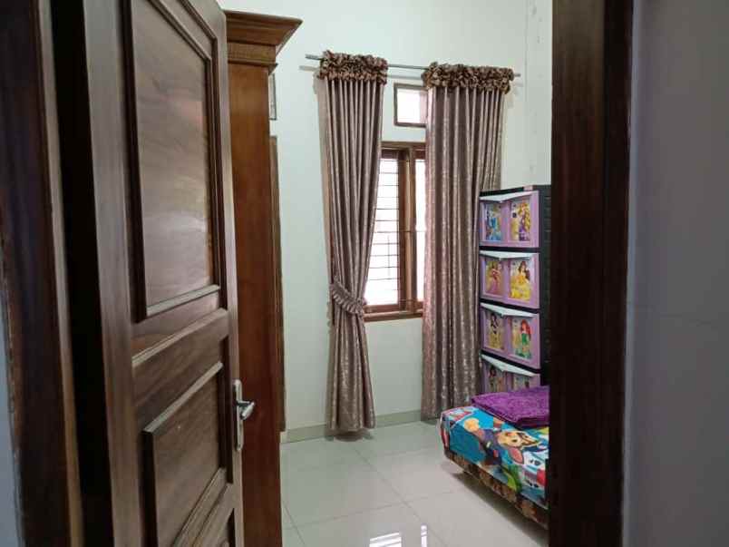 dijual rumah jl terusan pembangunan