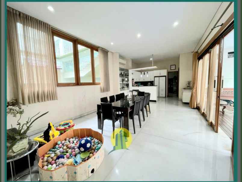 dijual rumah jl wahid hasyim