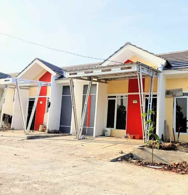 dijual rumah jln raya jegang serang