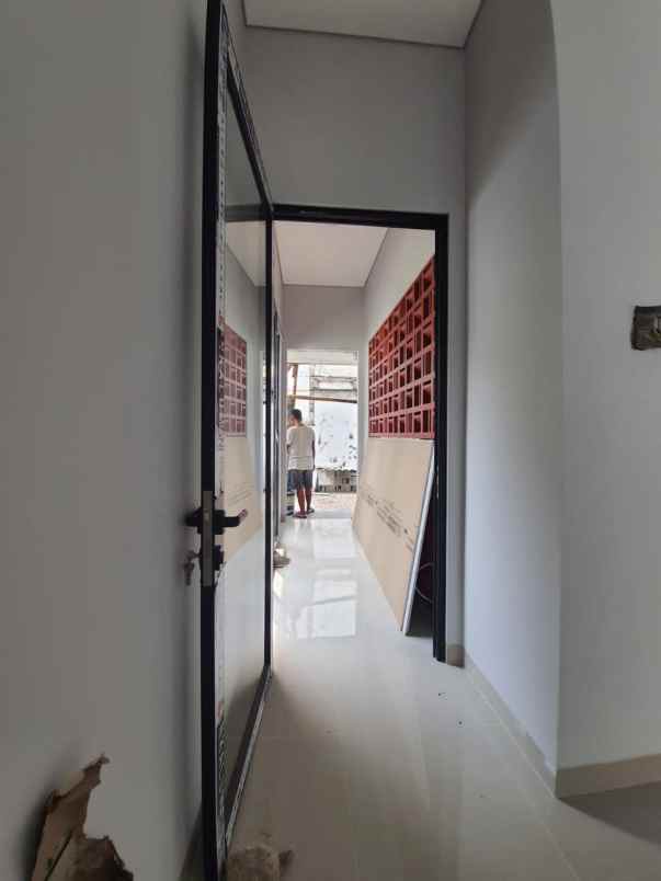 dijual rumah jln raya pondok labu