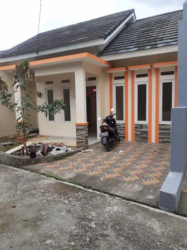 dijual rumah kalibaru cilodong depok