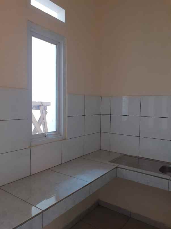 dijual rumah kalibaru cilodong depok