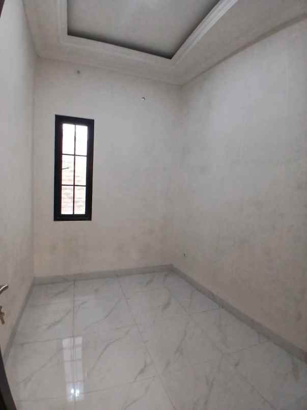 dijual rumah kalimulya