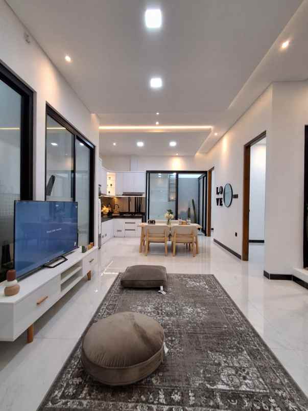 dijual rumah kaliurang km 12 5