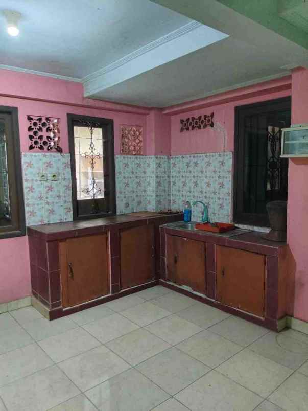 dijual rumah kalumulya raya