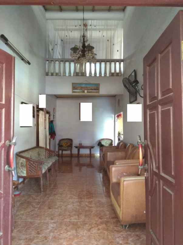 dijual rumah kampung beting semper