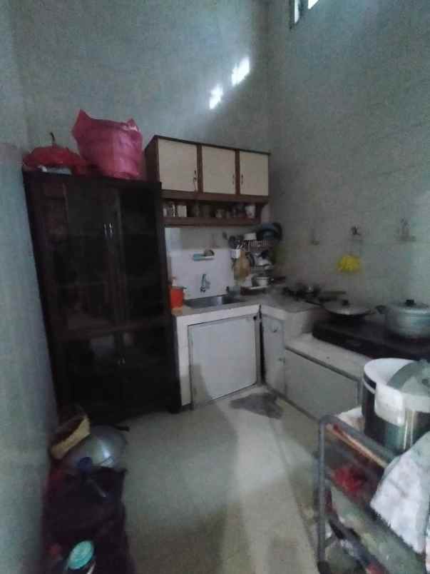 dijual rumah karang asem