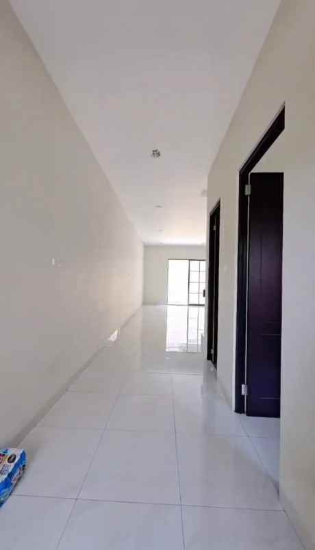 dijual rumah kav dki meruya utara jakbar