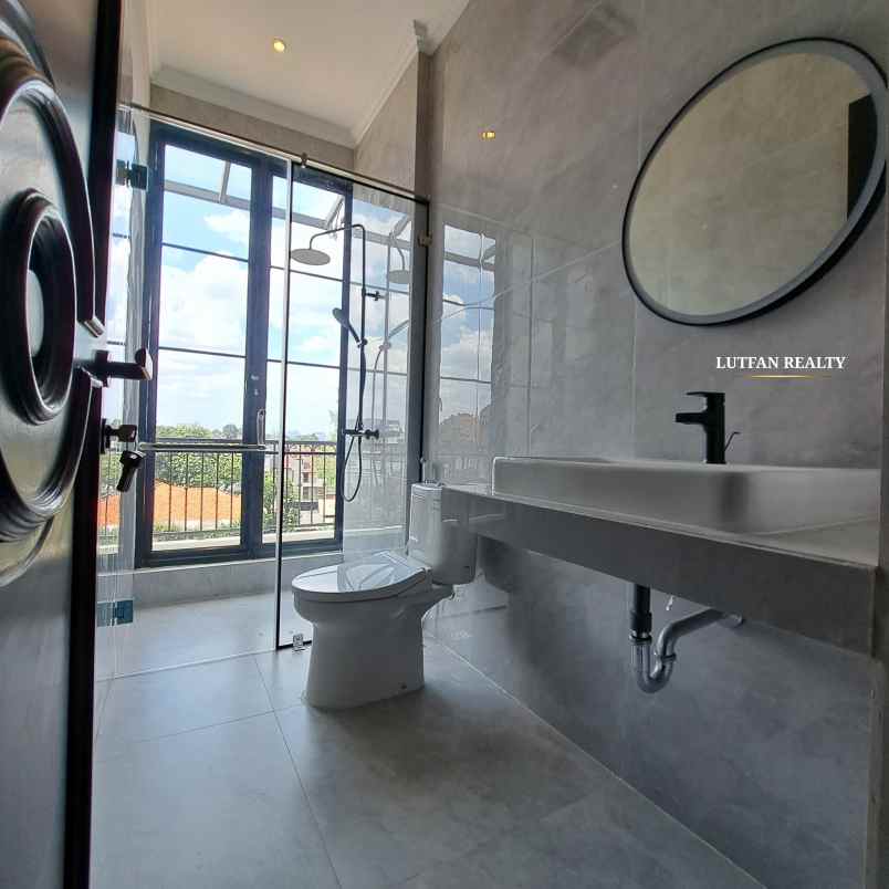 dijual rumah kavling polri