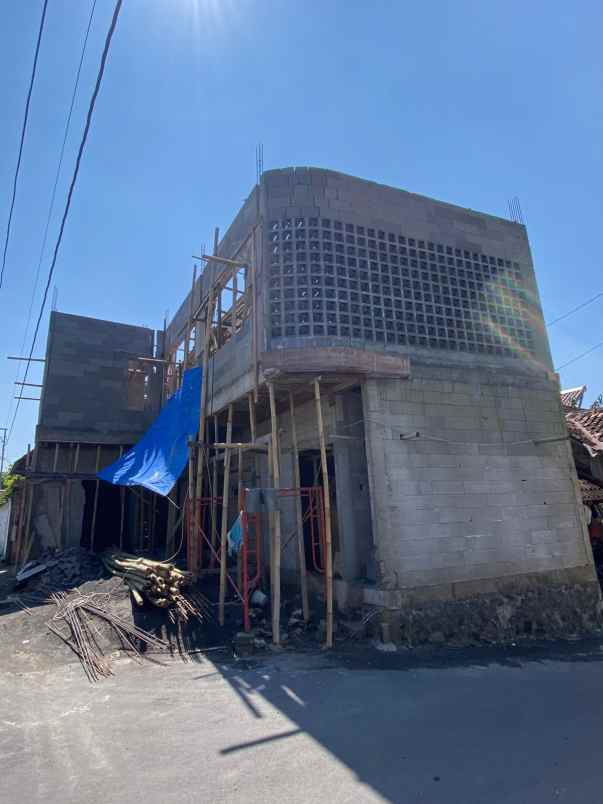 dijual rumah kayen kaliurang km 7