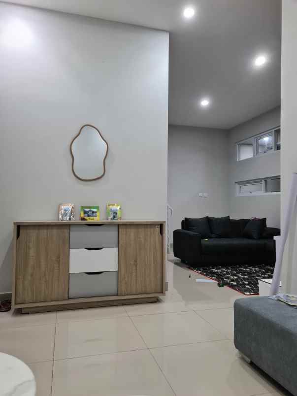 dijual rumah kec ngamprah