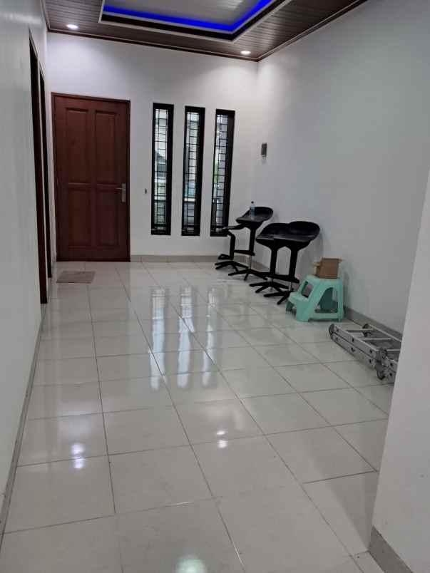 dijual rumah kelapa gading