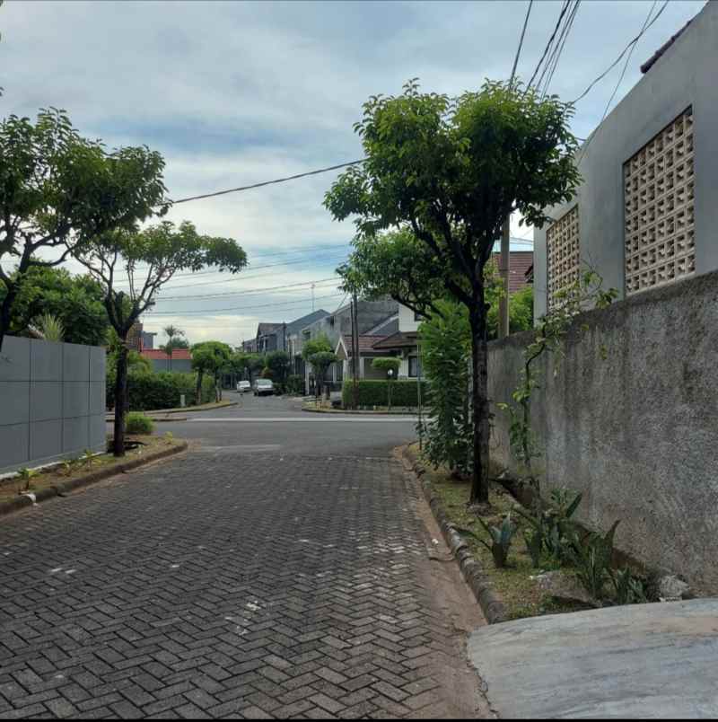 dijual rumah kemang pratama bekasi