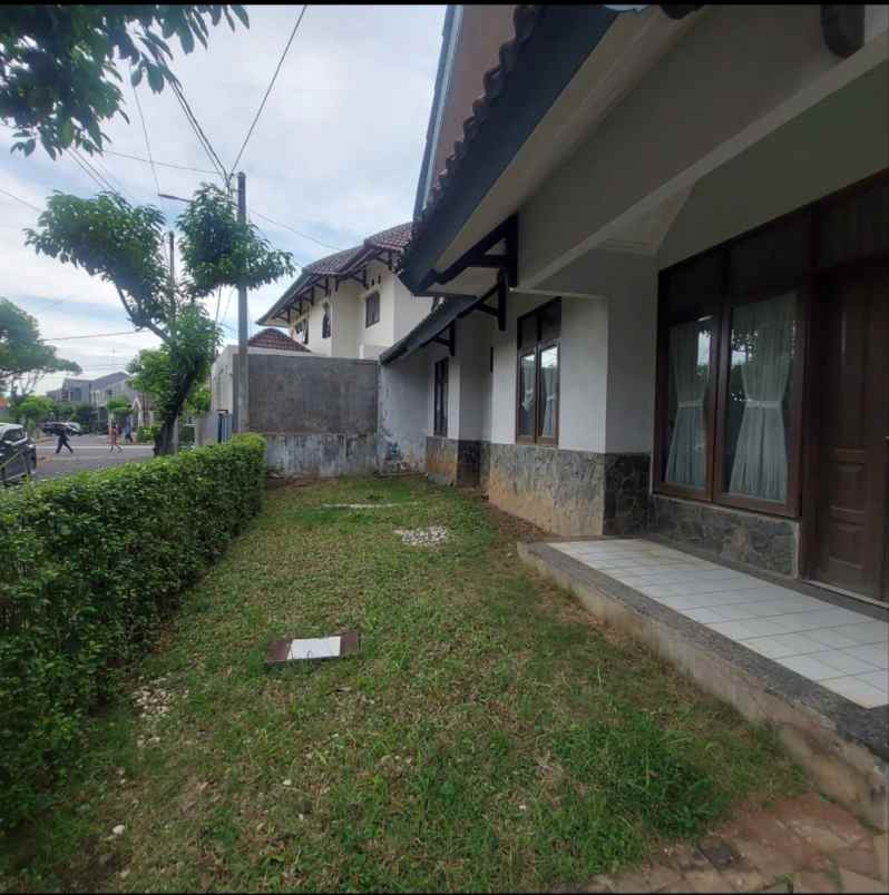 dijual rumah kemang pratama bekasi