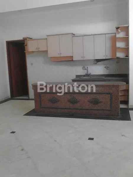 dijual rumah kemang timur jakarta selatan