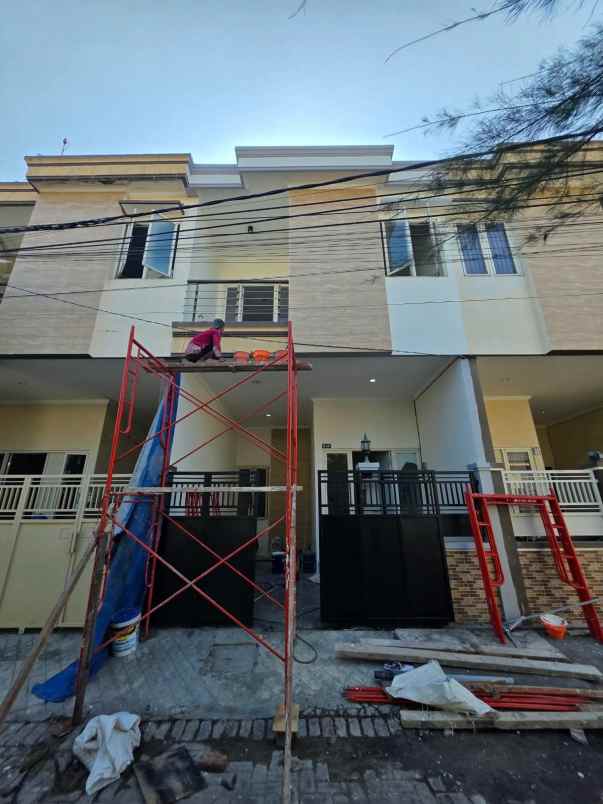 dijual rumah kenjeran