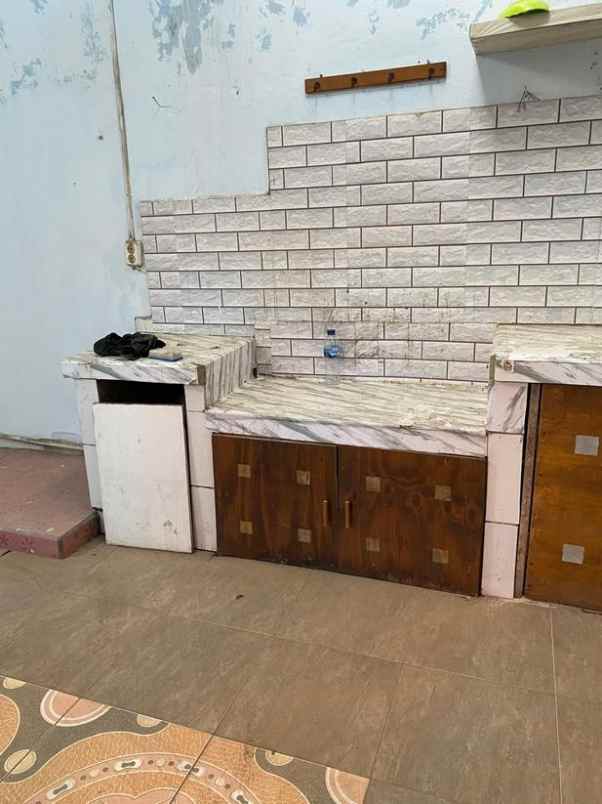 dijual rumah komp buana citra ciwastra