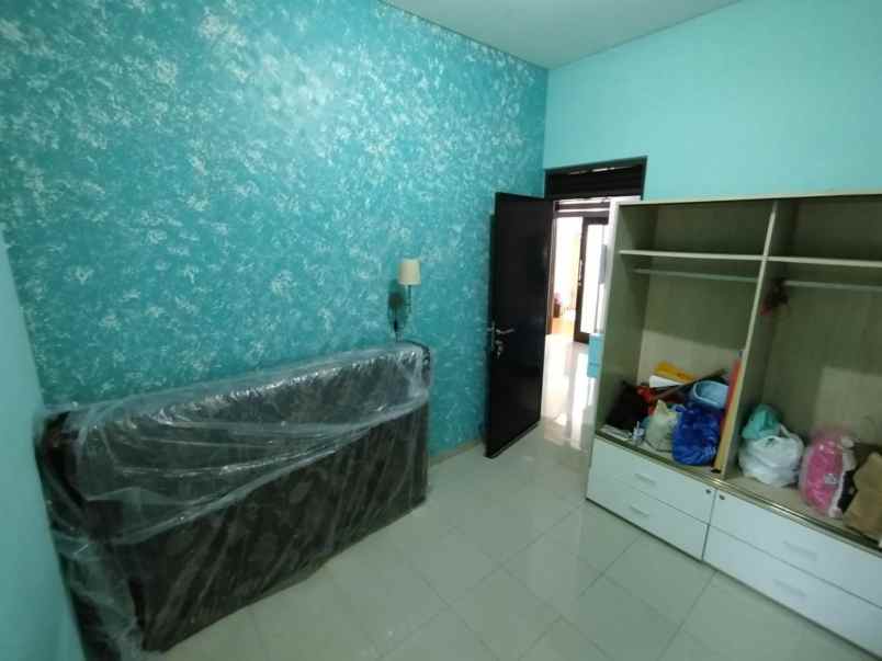dijual rumah komplek grand sharon