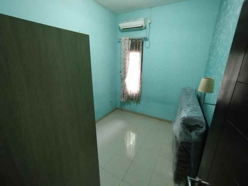 dijual rumah komplek grand sharon