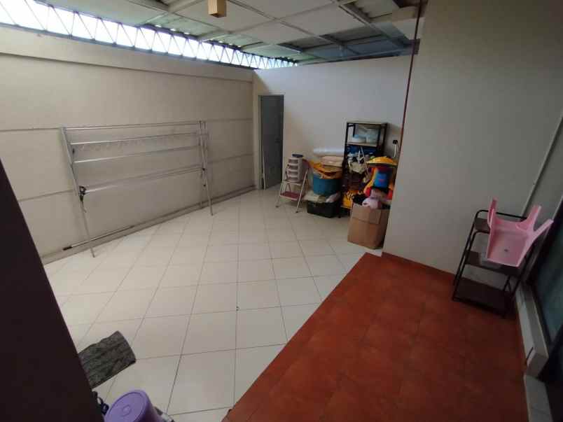 dijual rumah komplek grand sharon