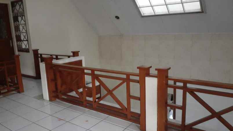 dijual rumah komplek gunung batu bandung