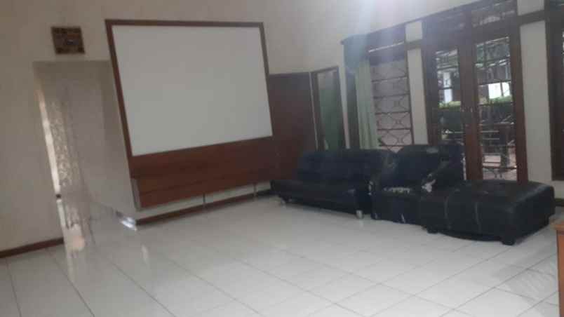 dijual rumah komplek gunung batu bandung